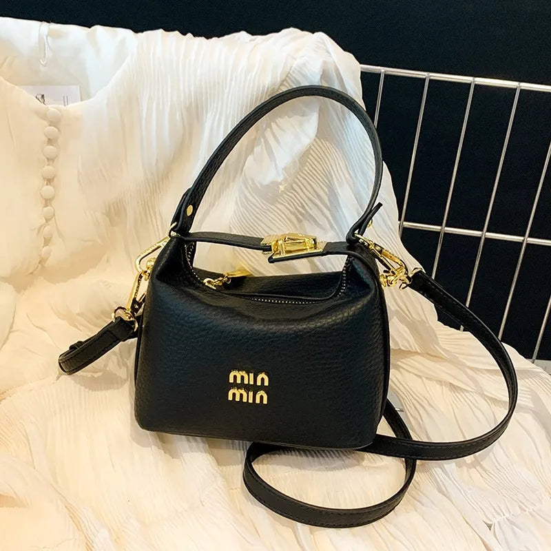 Elegant Minimalist Leather Shopper Bag For Women Featuring Large Capacity And Trendy Casual Crossbody