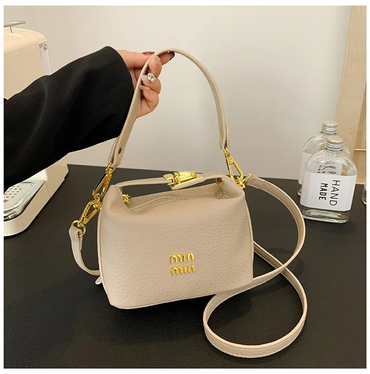 Elegant Minimalist Leather Shopper Bag For Women Featuring Large Capacity And Trendy Casual Crossbody