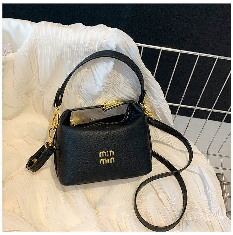 Elegant Minimalist Leather Shopper Bag For Women Featuring Large Capacity And Trendy Casual Crossbody